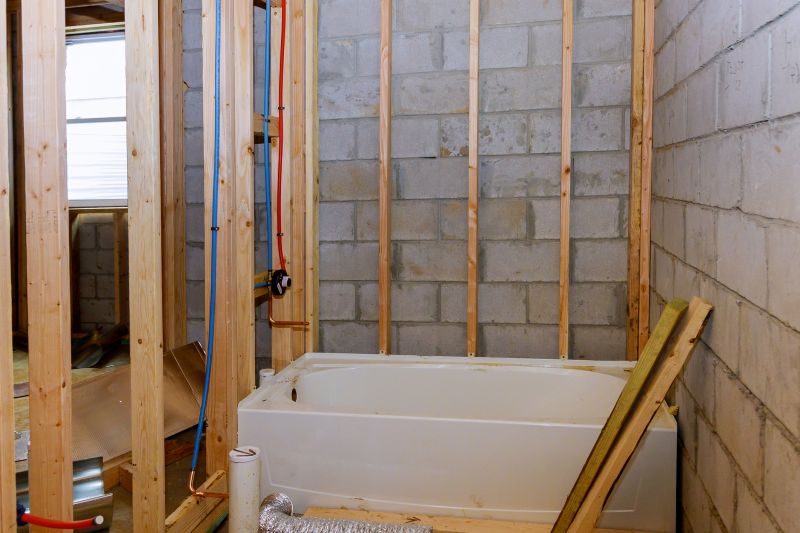 Top Bathtub Installation Companies in Muncie, IN